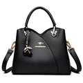 BOLSA-DE-COURO-FEMININA-ARKIN-CHERRY-PRETA